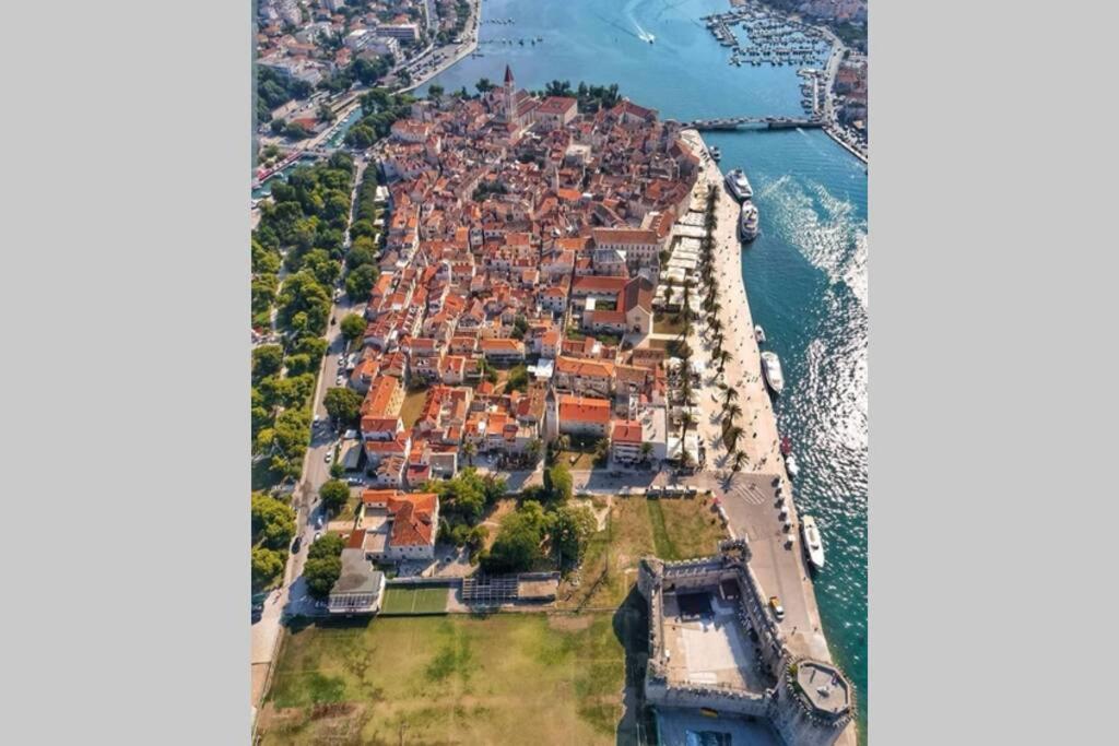 Oleandar Apartment Trogir Luaran gambar