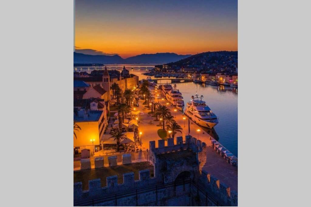 Oleandar Apartment Trogir Luaran gambar